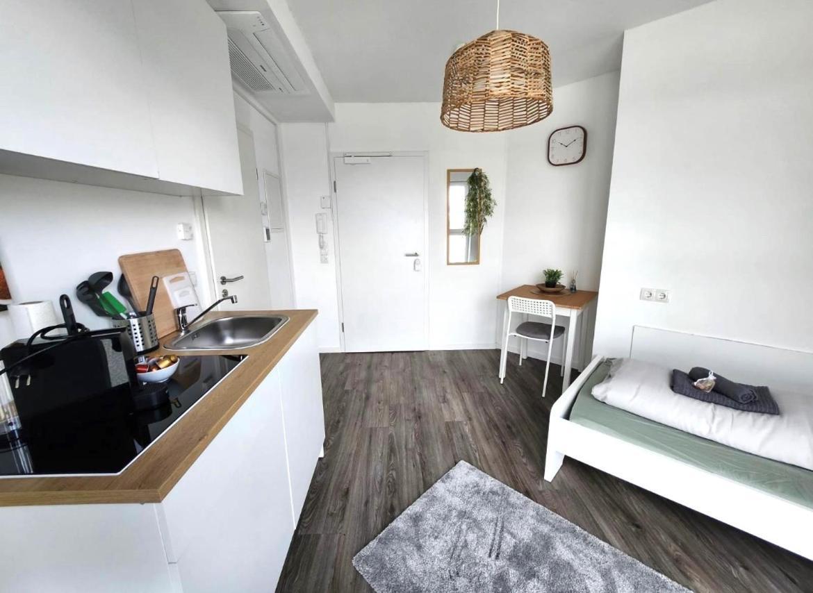 Modernes Apartment Mit Wifi, Aufzug & Kostenlos Parken El-Living 奥格斯堡 外观 照片