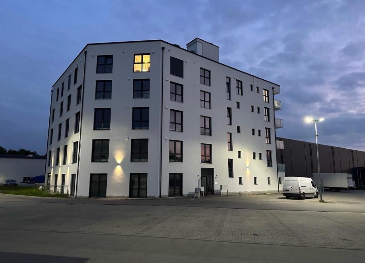 Modernes Apartment Mit Wifi, Aufzug & Kostenlos Parken El-Living 奥格斯堡 外观 照片